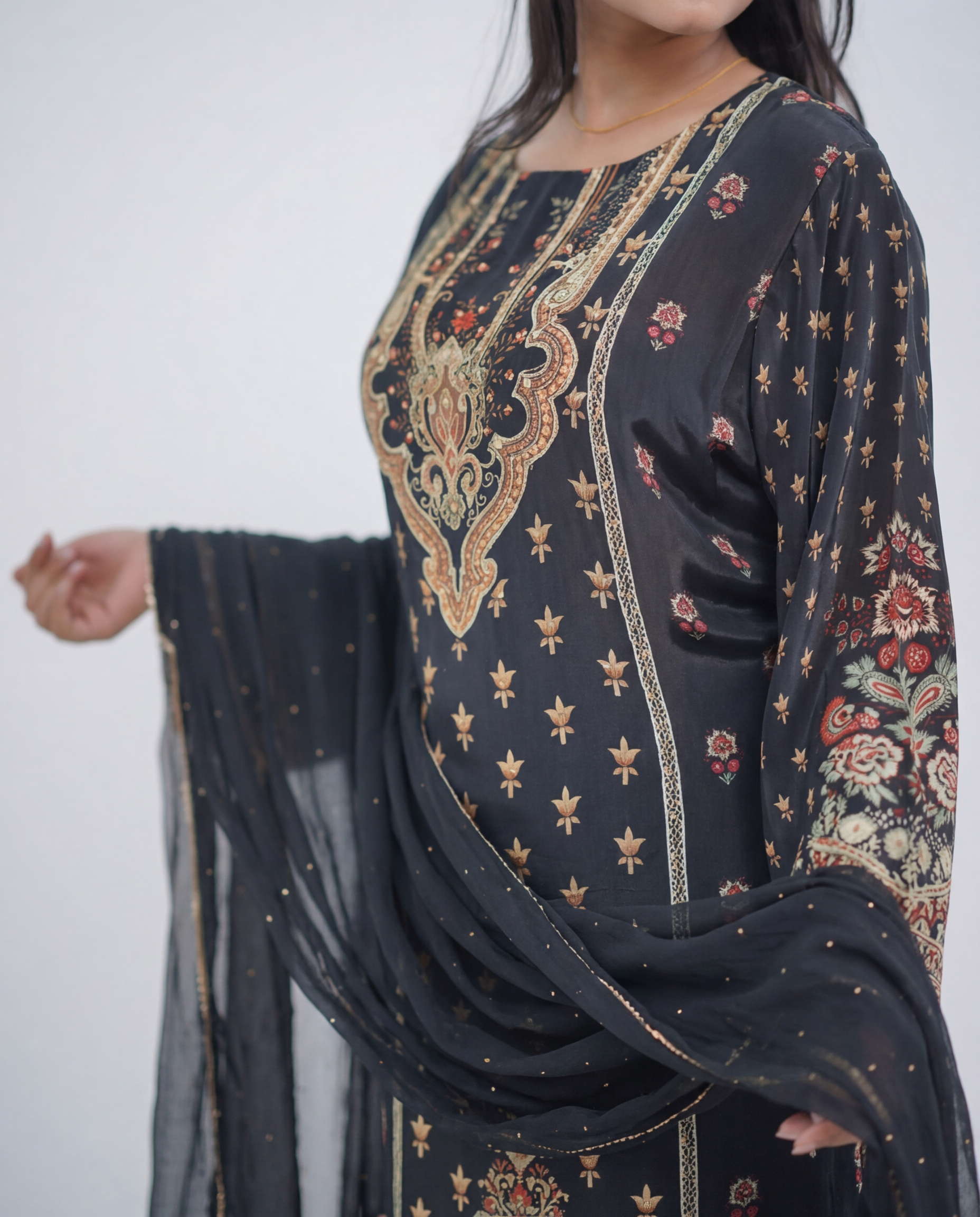 Black Crepe Cord-set