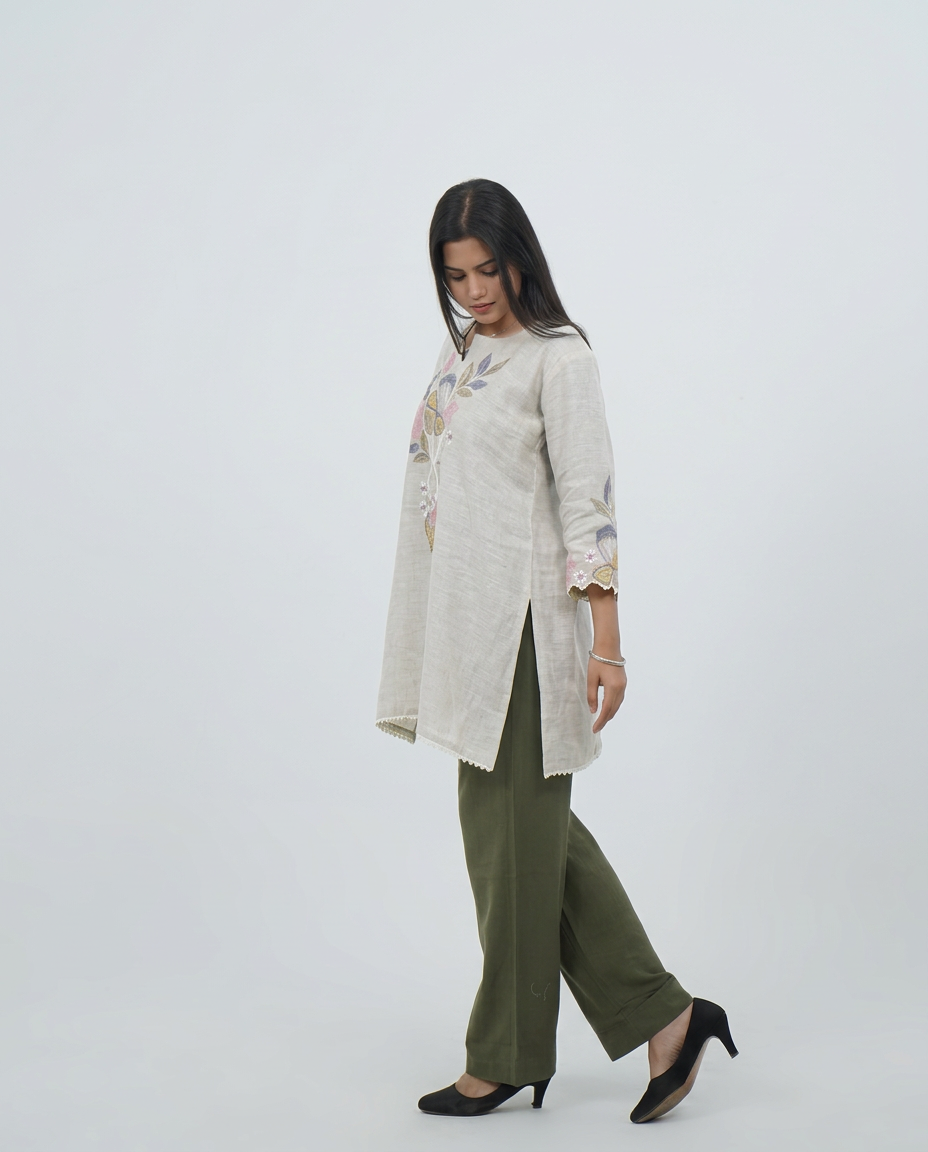Beige linen-textured Top