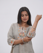Beige linen-texture Top