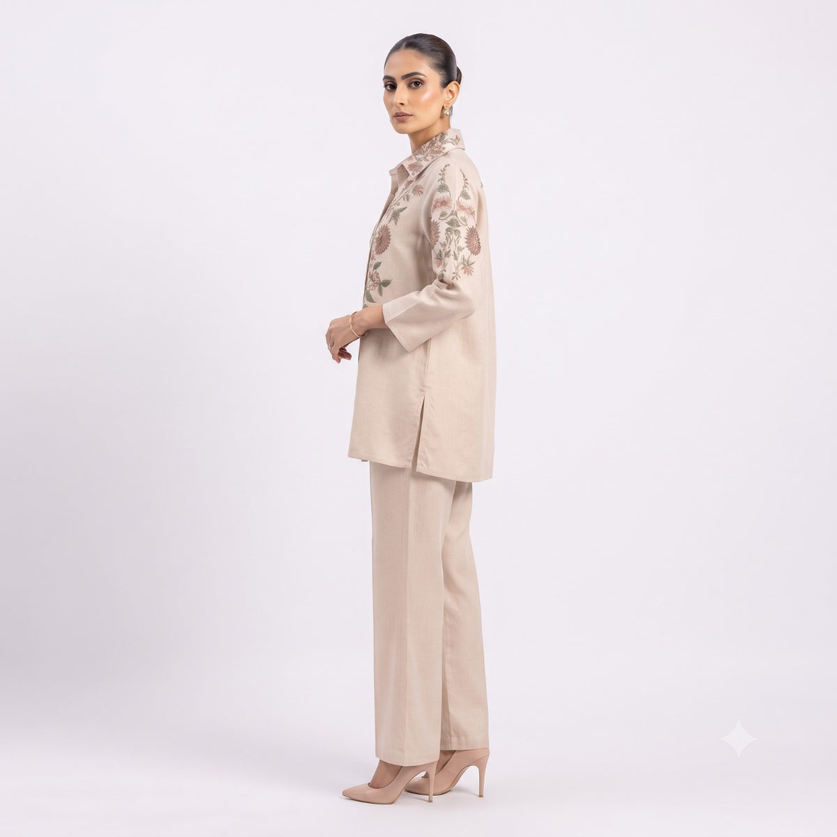 The Ivory Flora Embroidered Cord-set